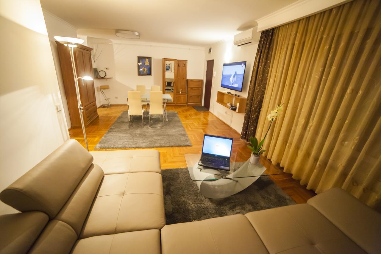 Business Class Apartment Κλουζ-Ναπόκα Εξωτερικό φωτογραφία