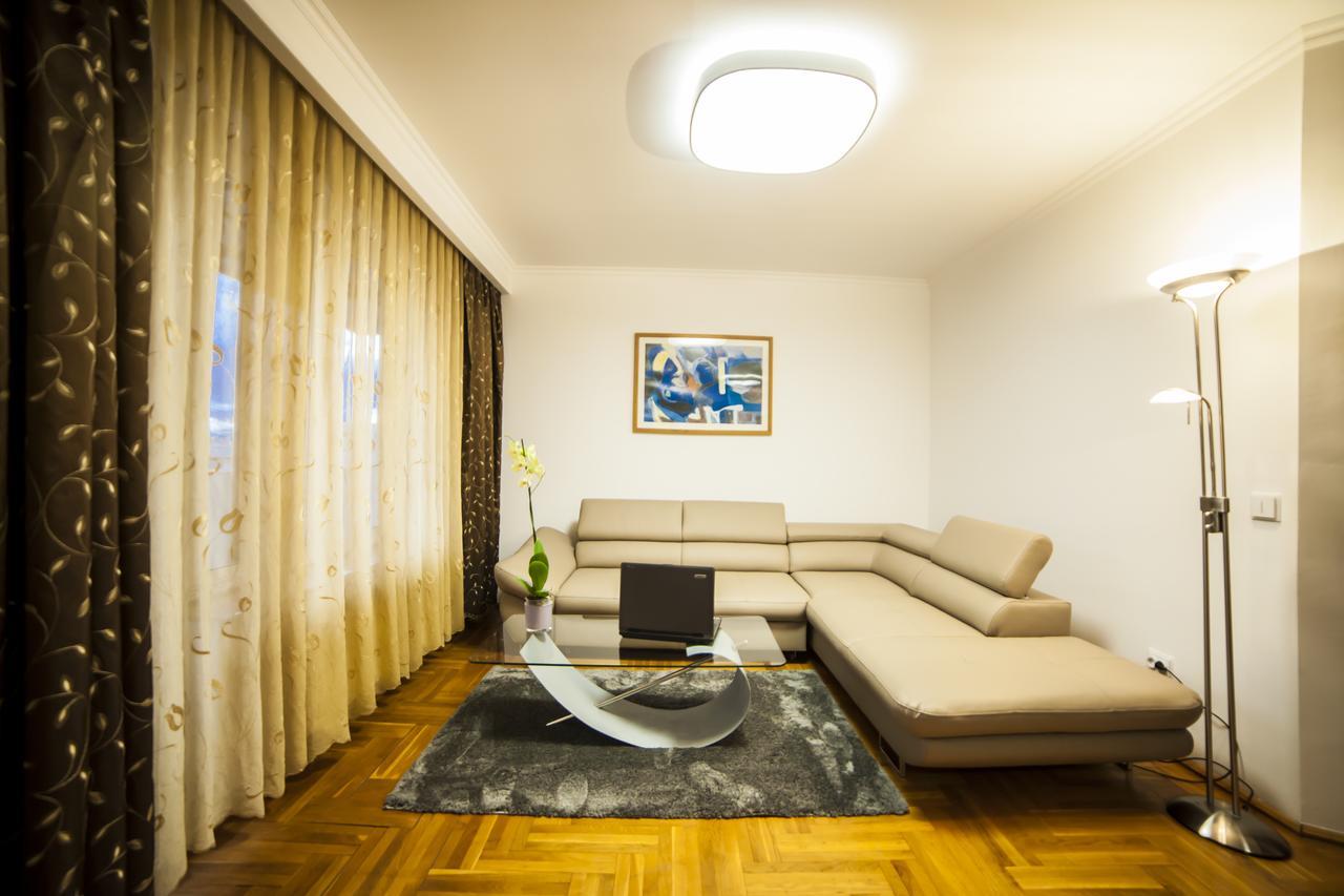 Business Class Apartment Κλουζ-Ναπόκα Εξωτερικό φωτογραφία