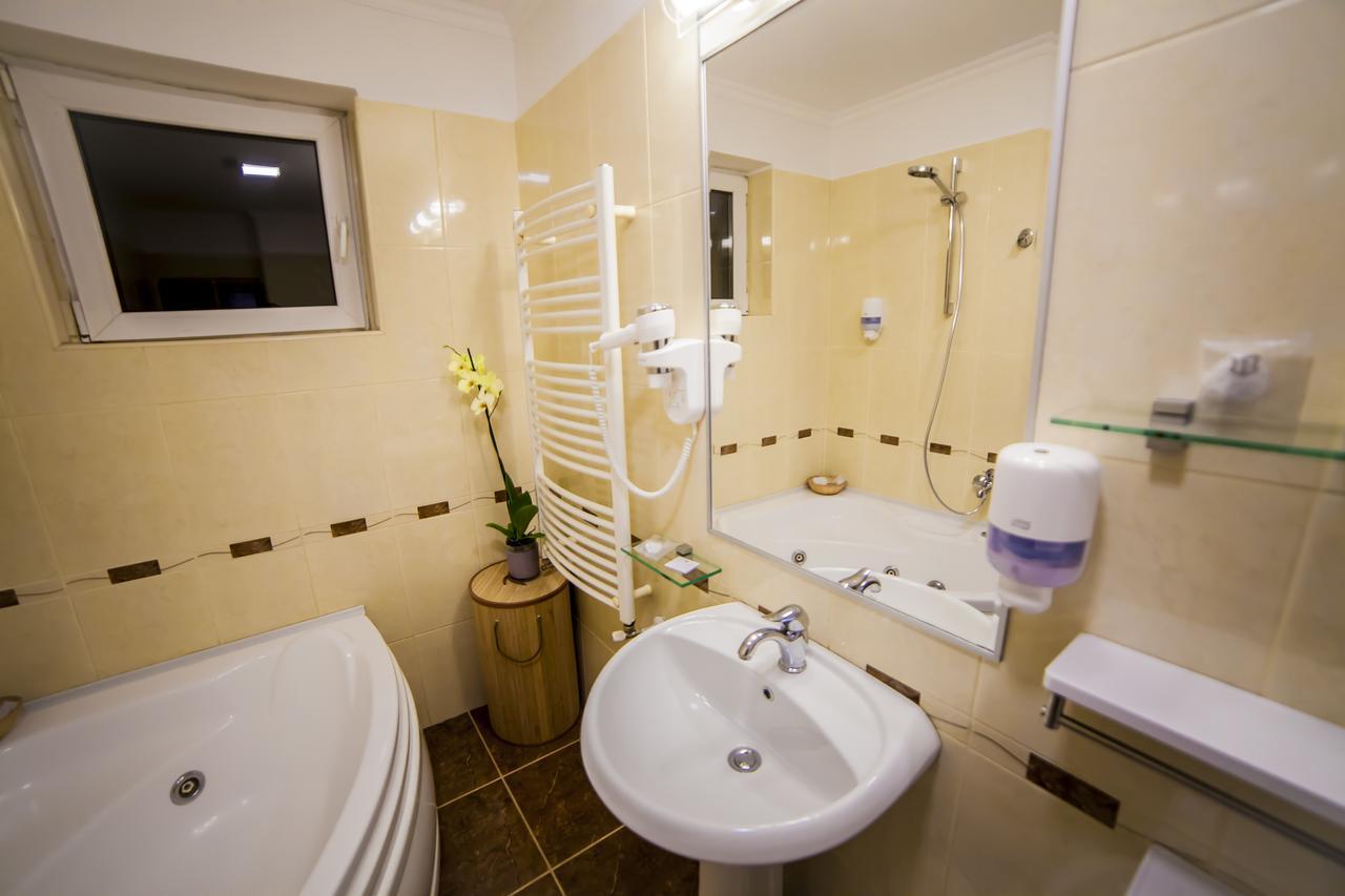 Business Class Apartment Κλουζ-Ναπόκα Εξωτερικό φωτογραφία