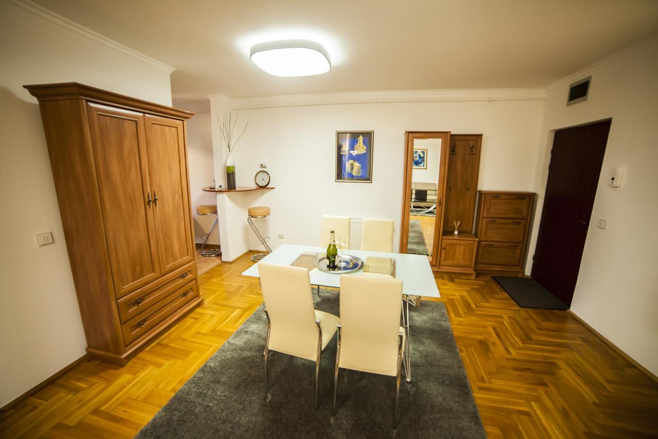 Business Class Apartment Κλουζ-Ναπόκα Εξωτερικό φωτογραφία
