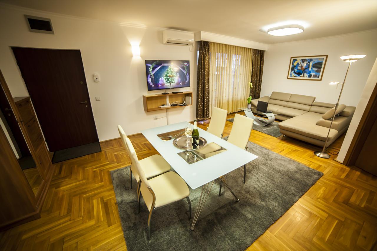 Business Class Apartment Κλουζ-Ναπόκα Εξωτερικό φωτογραφία